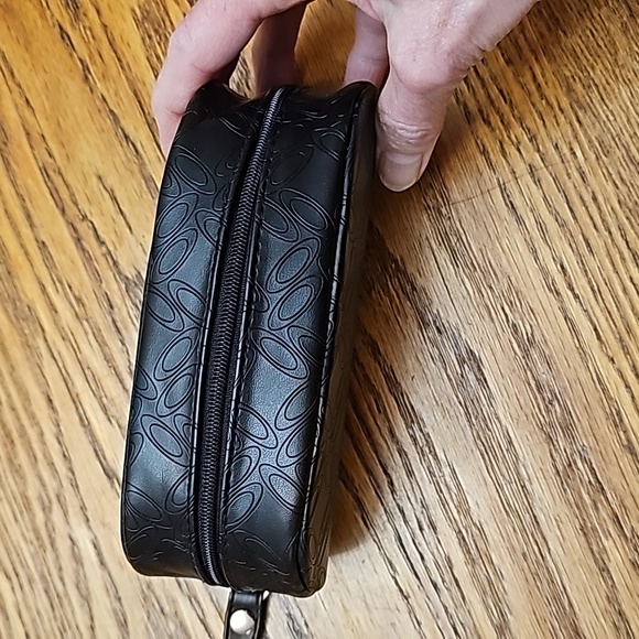 Brand New Oakley Sunglass Case - Picture 2 of 6